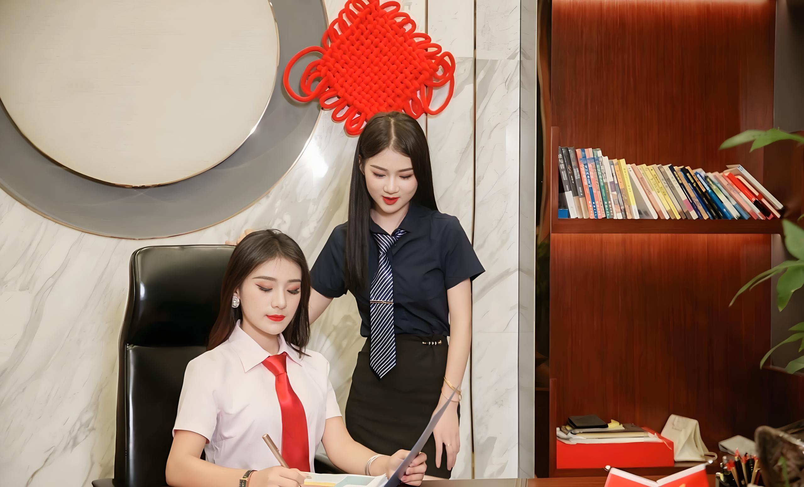 AI語(yǔ)音對(duì)話智能機(jī)器狗